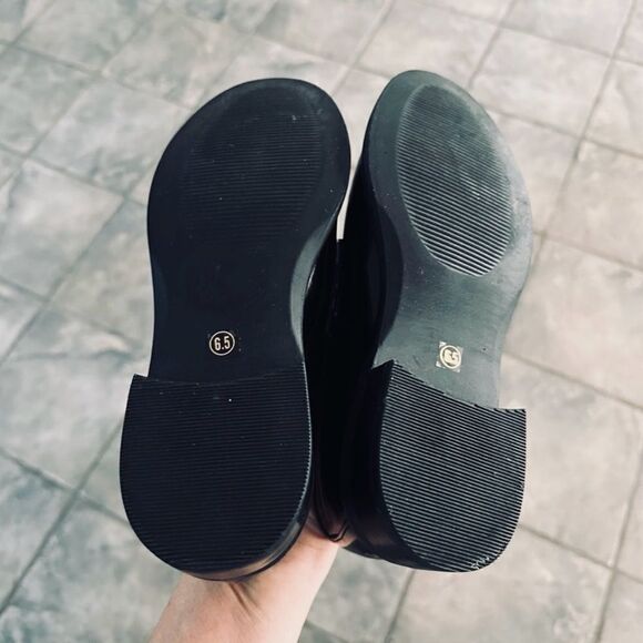 Steve Madden chunky, black patten loafers. - Picture 5 of 7